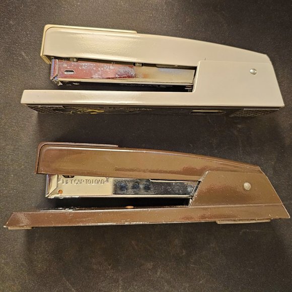 *SALE $45!* TWO (2) Vintage Swingline heavy steel office staplers (collectible?) - Picture 8 of 15
